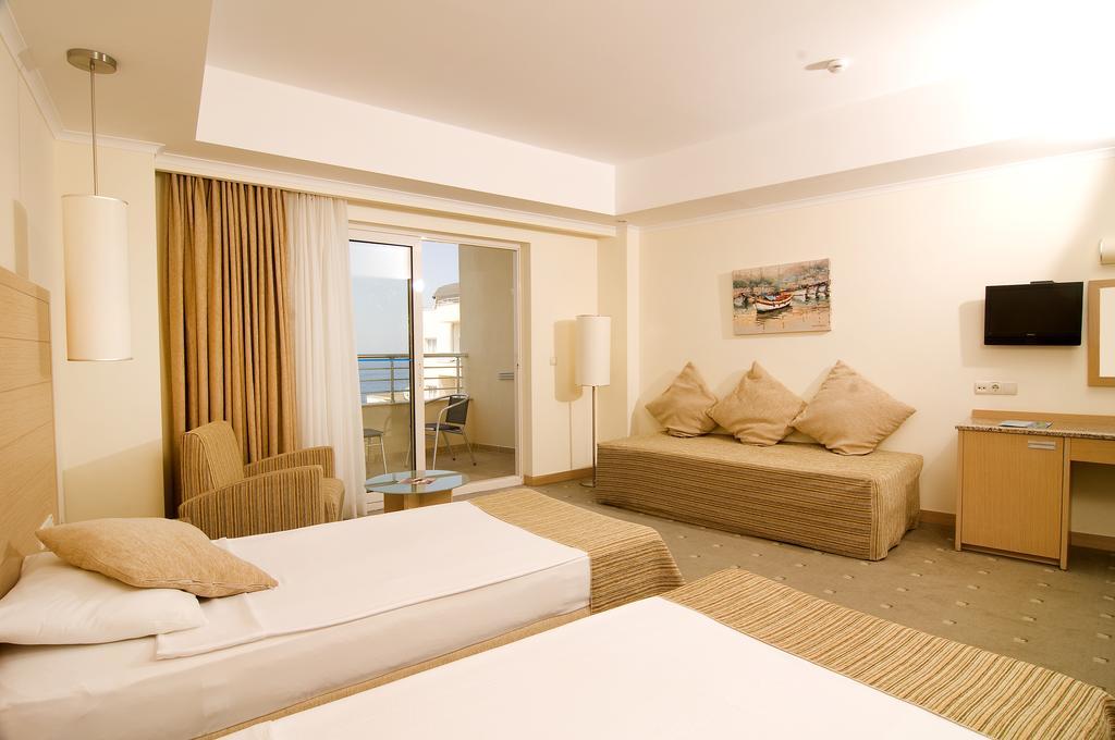 Sealight Resort Hotel Kusadası Szoba fotó