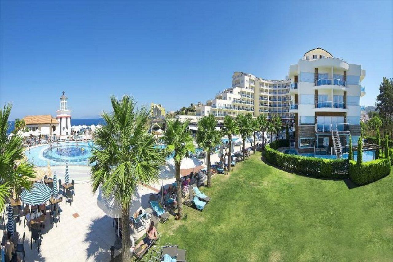 Sealight Resort Hotel Kusadası Kültér fotó